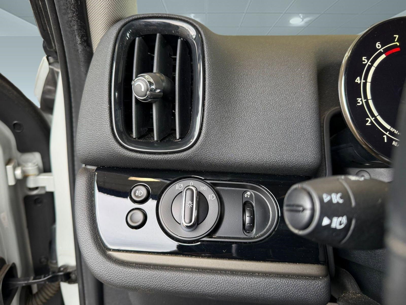 Used 2023 MINI Cooper Countryman S FWD image 26
