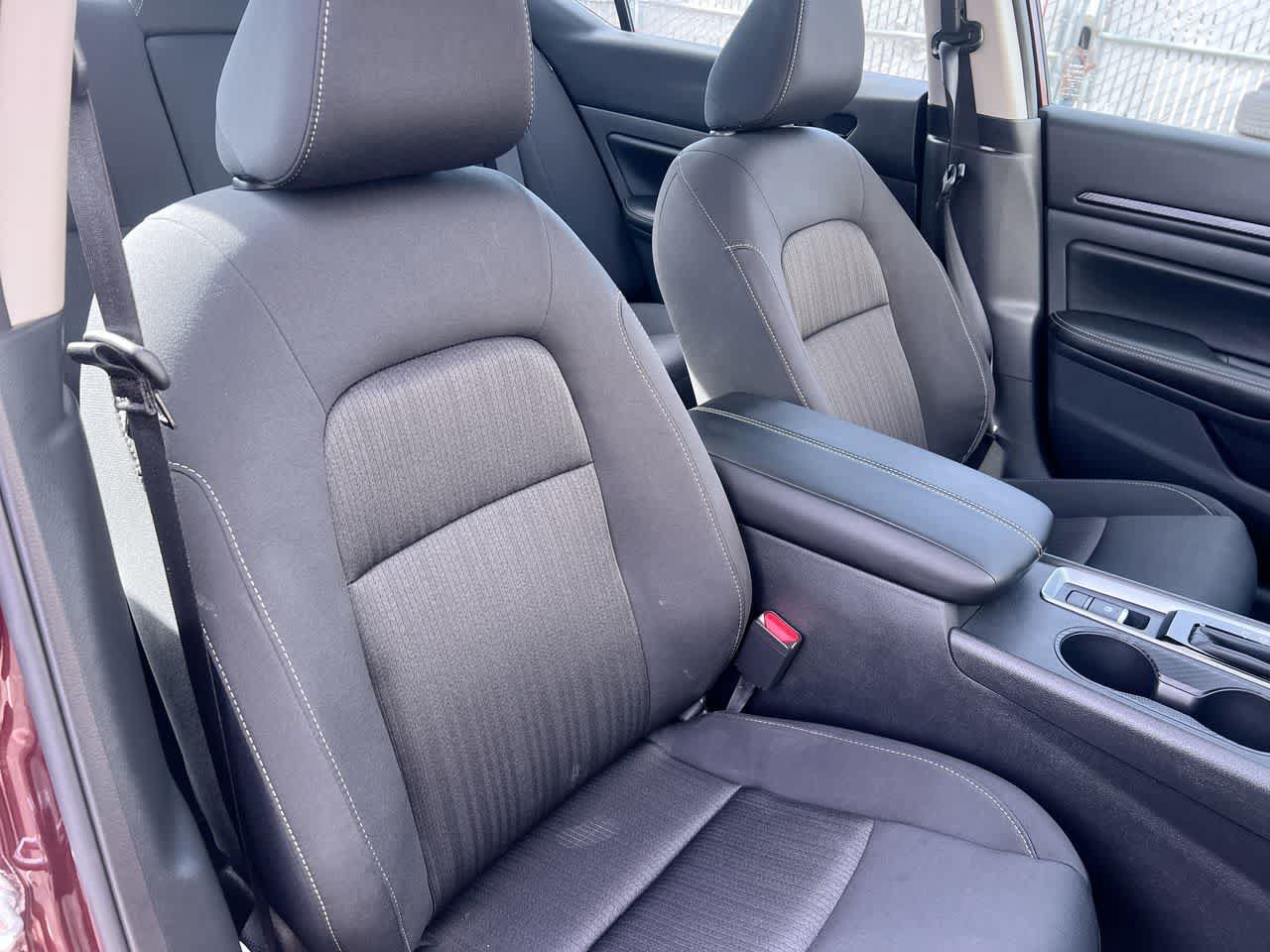 Used 2025 Nissan Altima 2.5 SV AWD/4WD image 28
