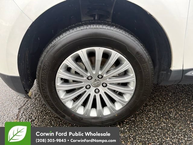 Used 2013 Lincoln MKX AWD image 9