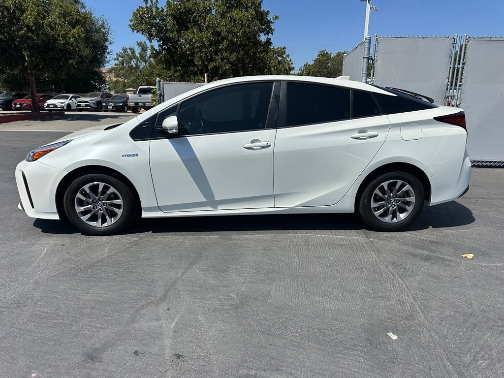 Certified 2020 Toyota Prius Limited w/ Premium Convenience Package FWD image 2