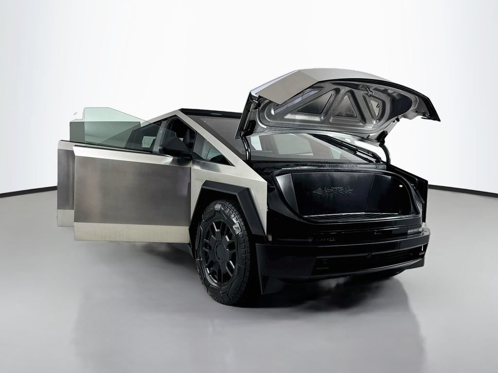 Used 2024 Tesla Cybertruck Cyberbeast AWD/4WD image 34