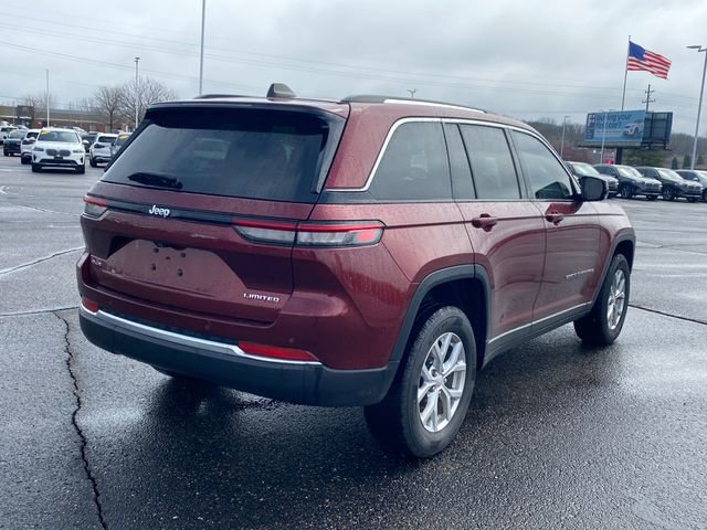 Used 2023 Jeep Grand Cherokee Limited AWD/4WD image 3
