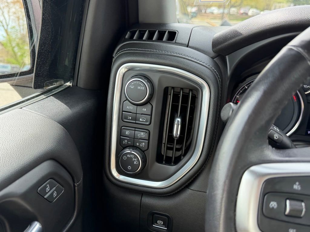 Used 2020 Chevrolet Silverado 1500 RST w/ All-Star Edition AWD/4WD image 18