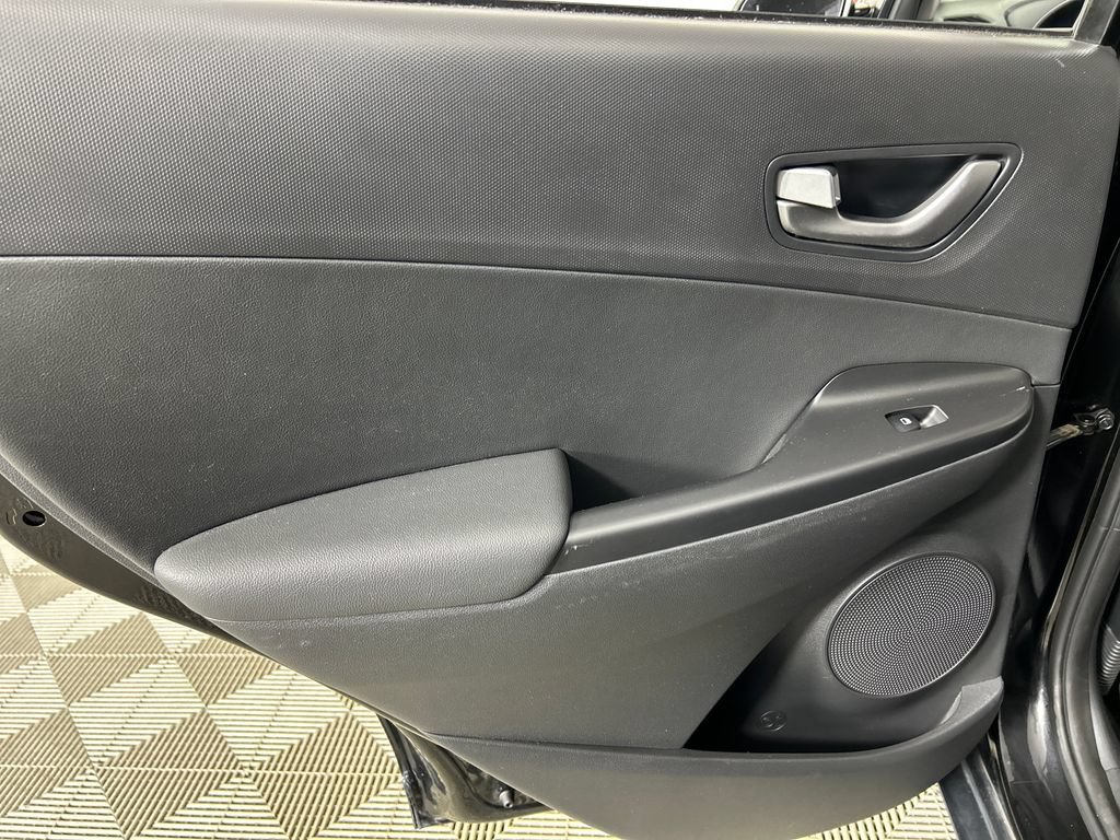 Used 2020 Hyundai Kona Ultimate AWD/4WD image 15