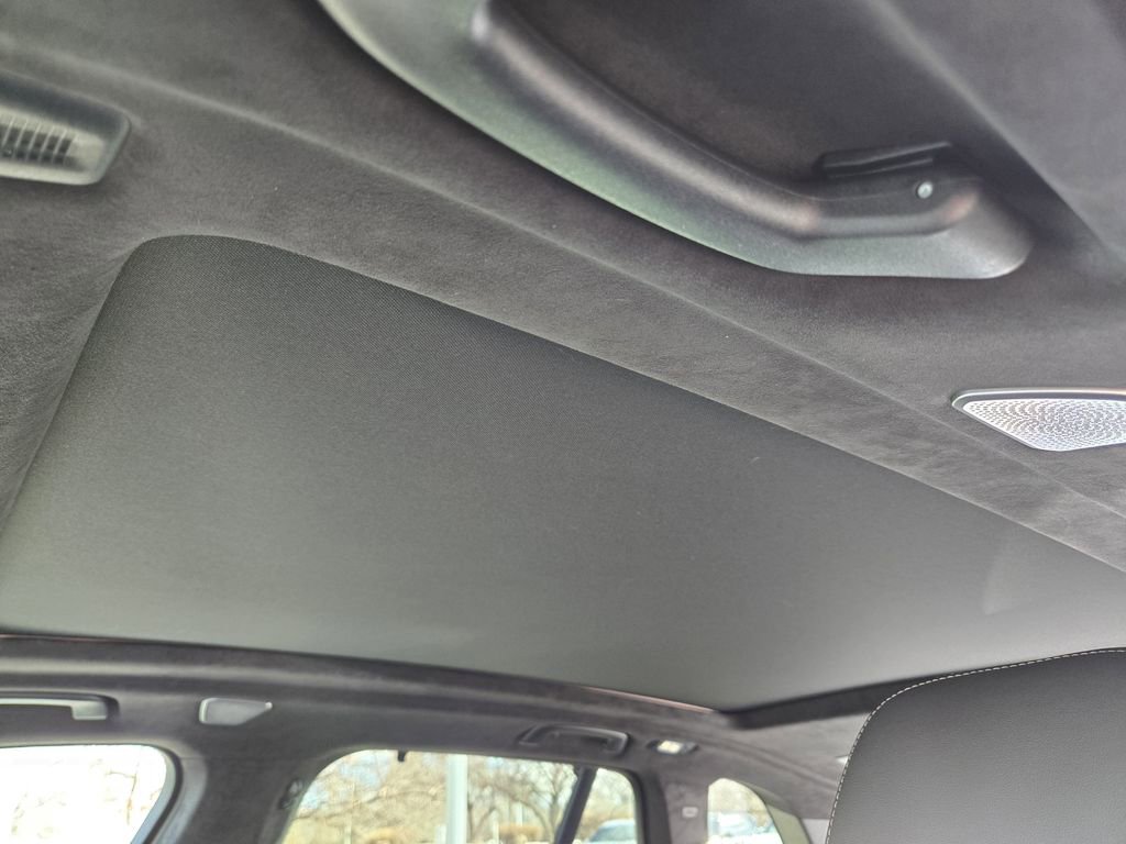 New 2026 BMW X5 M60i w/ Executive Package image 26