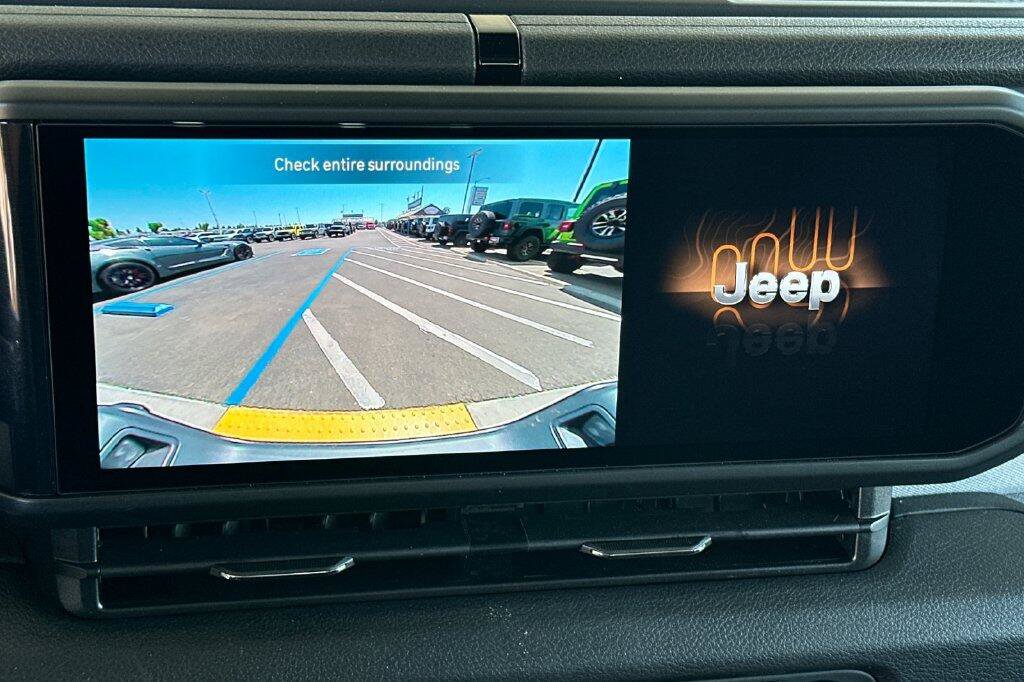 New 2025 Jeep Gladiator Sport AWD/4WD image 15