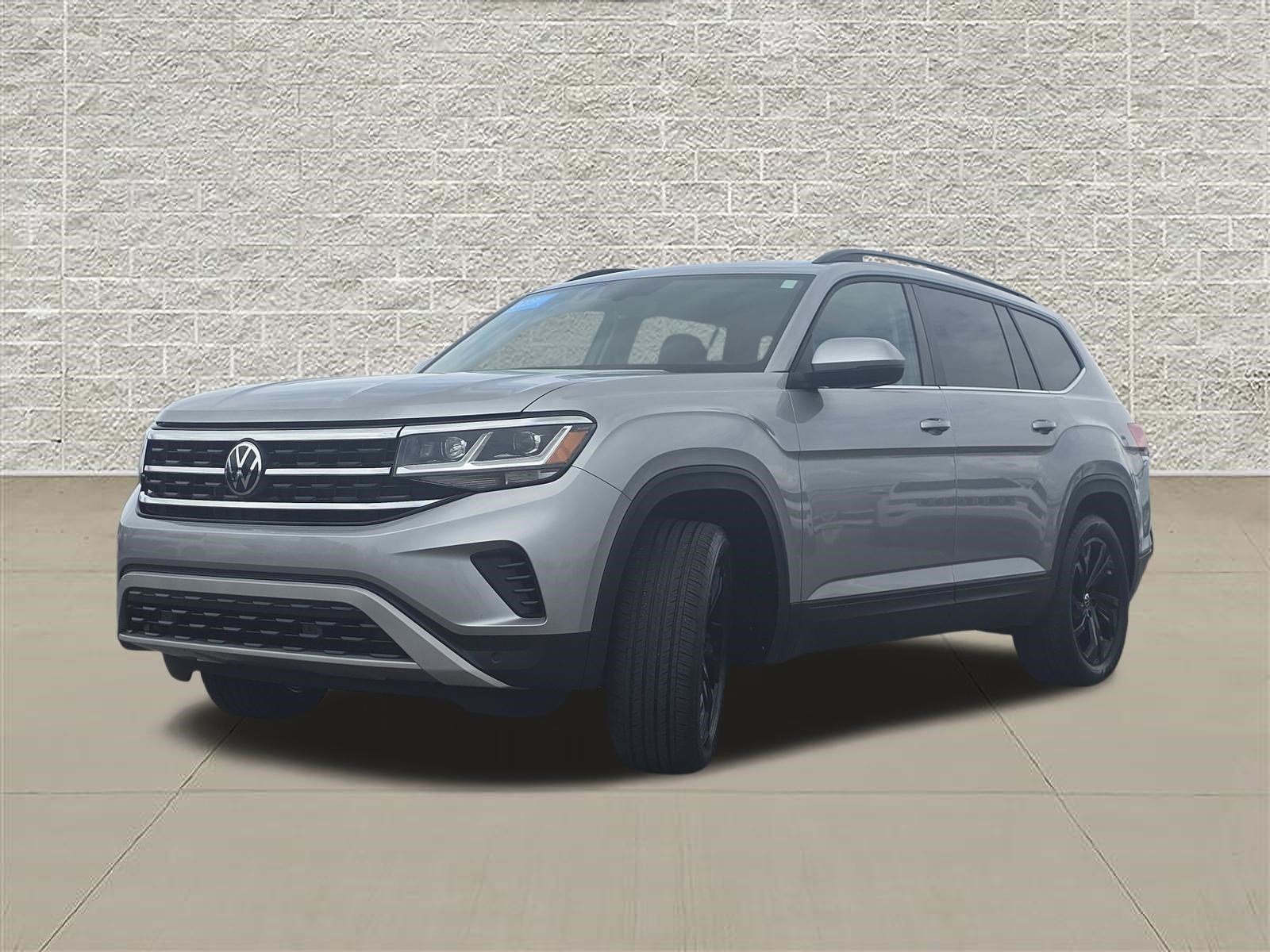 Certified 2023 Volkswagen Atlas SE w/ Panoramic Sunroof Package AWD/4WD image 3