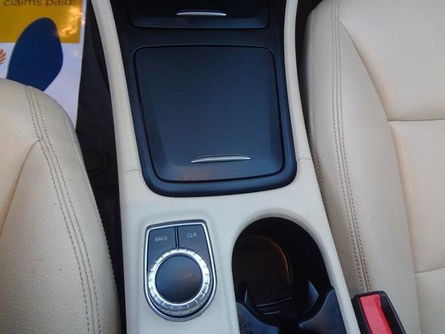 Used 2014 Mercedes-Benz CLA 250 4MATIC image 25