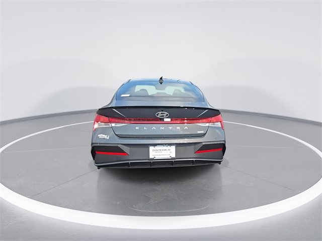 New 2025 Hyundai Elantra SEL image 7