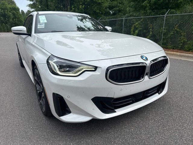 Certified 2025 BMW 230i Coupe w/ Premium Package RWD image 10