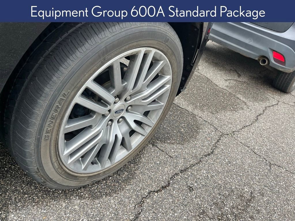 Used 2024 Ford Expedition Max Platinum RWD image 3