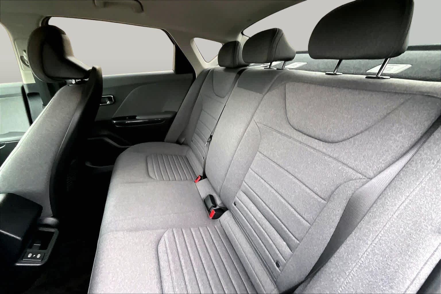 Used 2025 Kia K4 EX FWD image 24