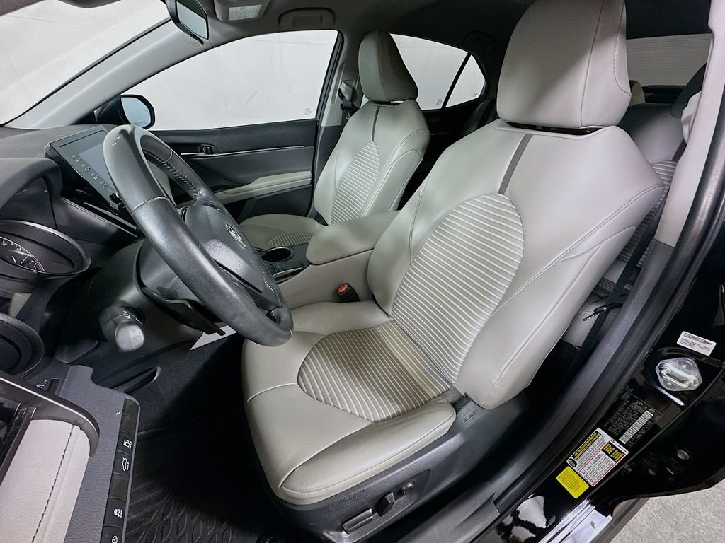 Used 2024 Toyota Camry SE FWD image 15
