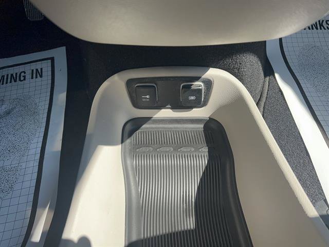 Used 2018 Chrysler Pacifica Touring-L Plus w/ Advanced Safetytec Group FWD image 27