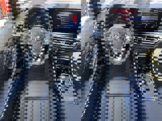 Used 2023 BMW 330i Sedan image 3