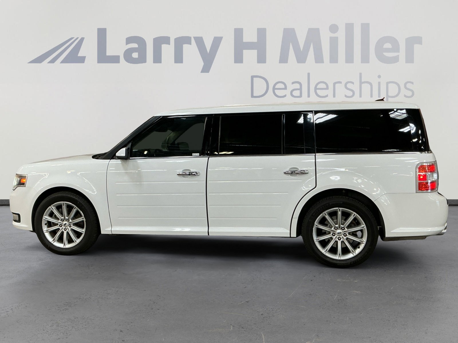 Used 2019 Ford Flex Limited image 2