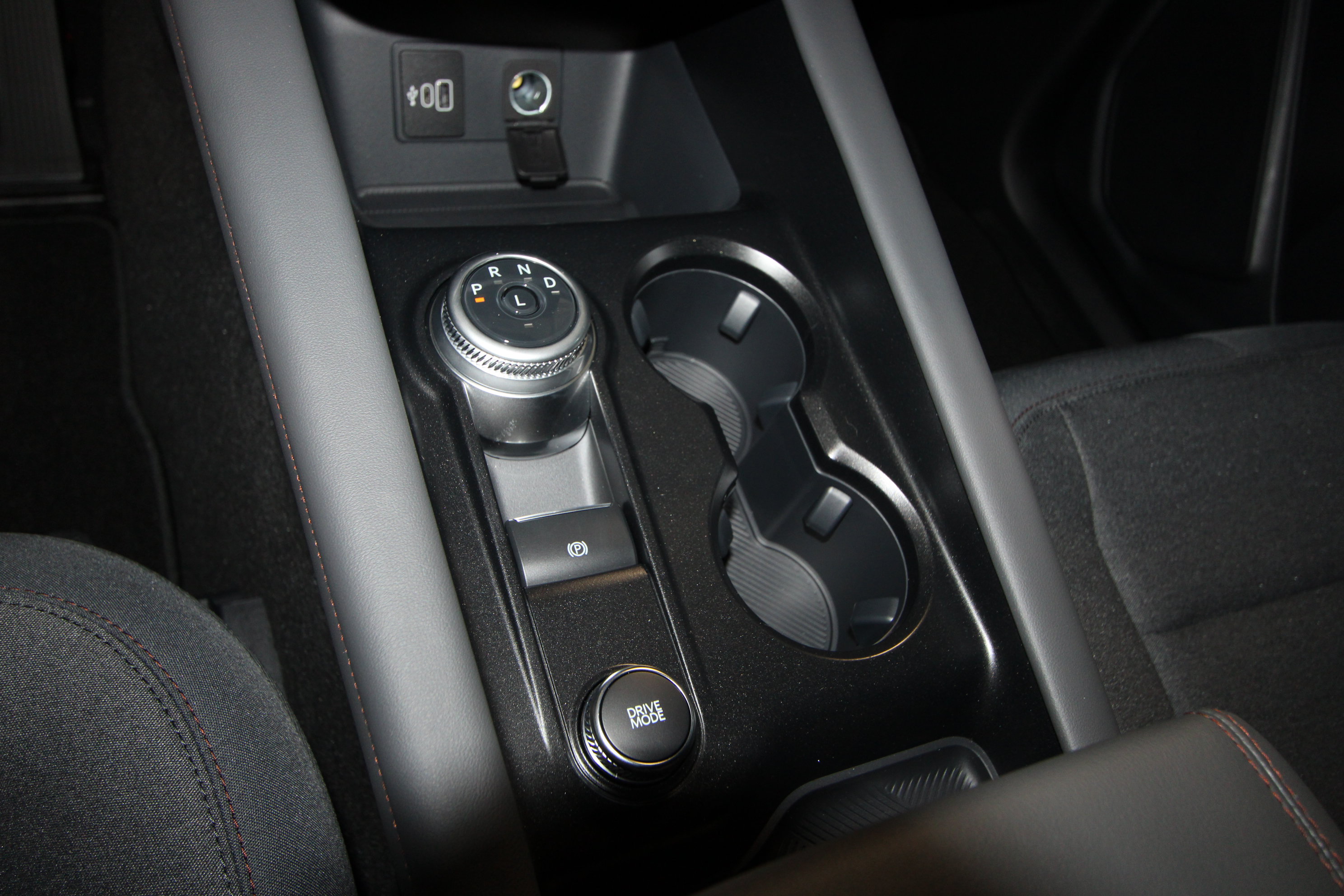 New 2027 Ford Explorer Active AWD/4WD image 13