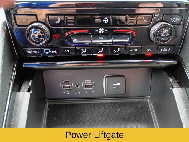 Used 2023 Jeep Grand Cherokee L Laredo AWD/4WD image 17