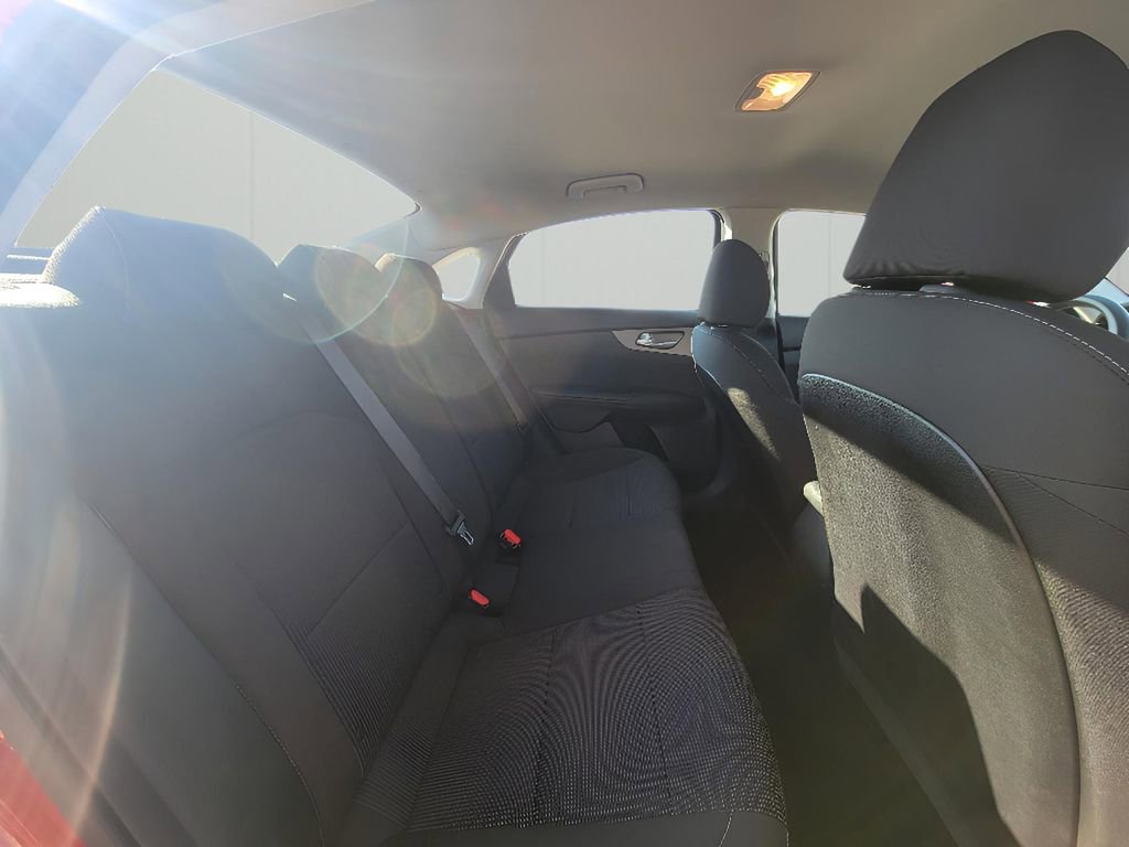 Used 2019 Kia Forte LXS image 28