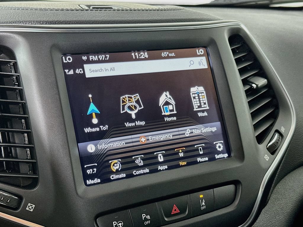 Certified 2023 Jeep Cherokee Altitude Lux AWD/4WD image 21
