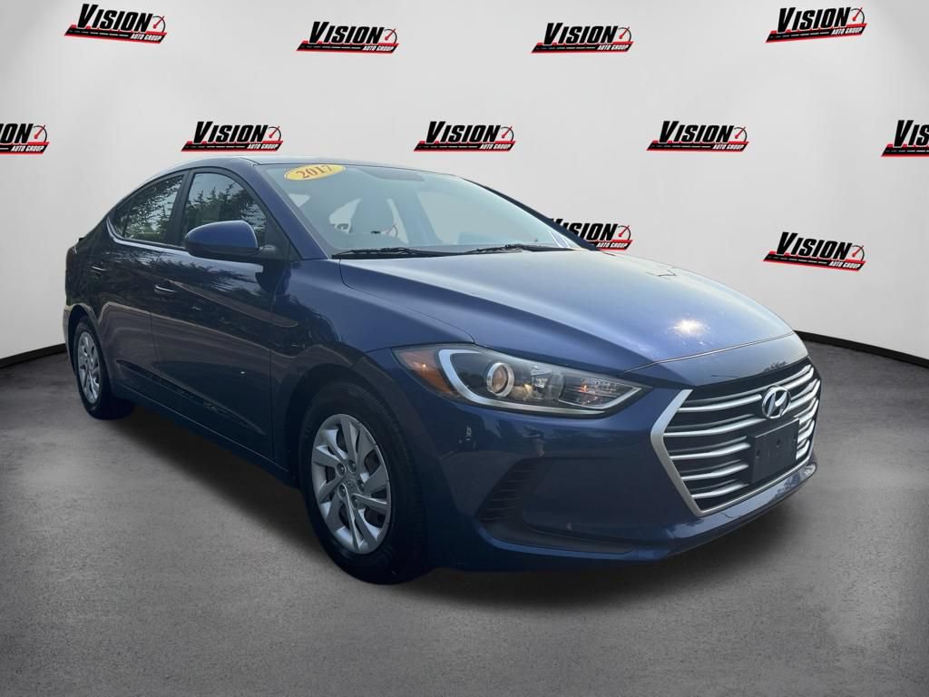 Used 2017 Hyundai Elantra SE FWD image 3