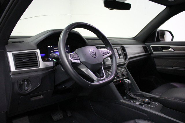 Used 2022 Volkswagen Atlas Cross Sport SE image 6