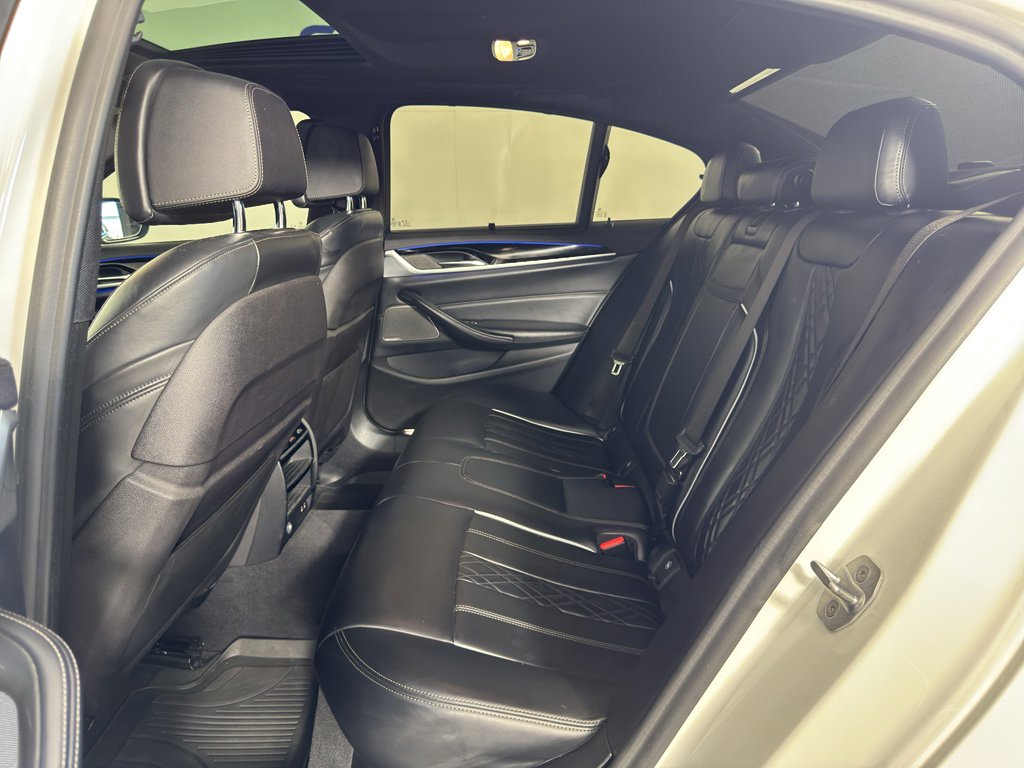 Used 2020 BMW M550i xDrive w/ Executive Package image 31