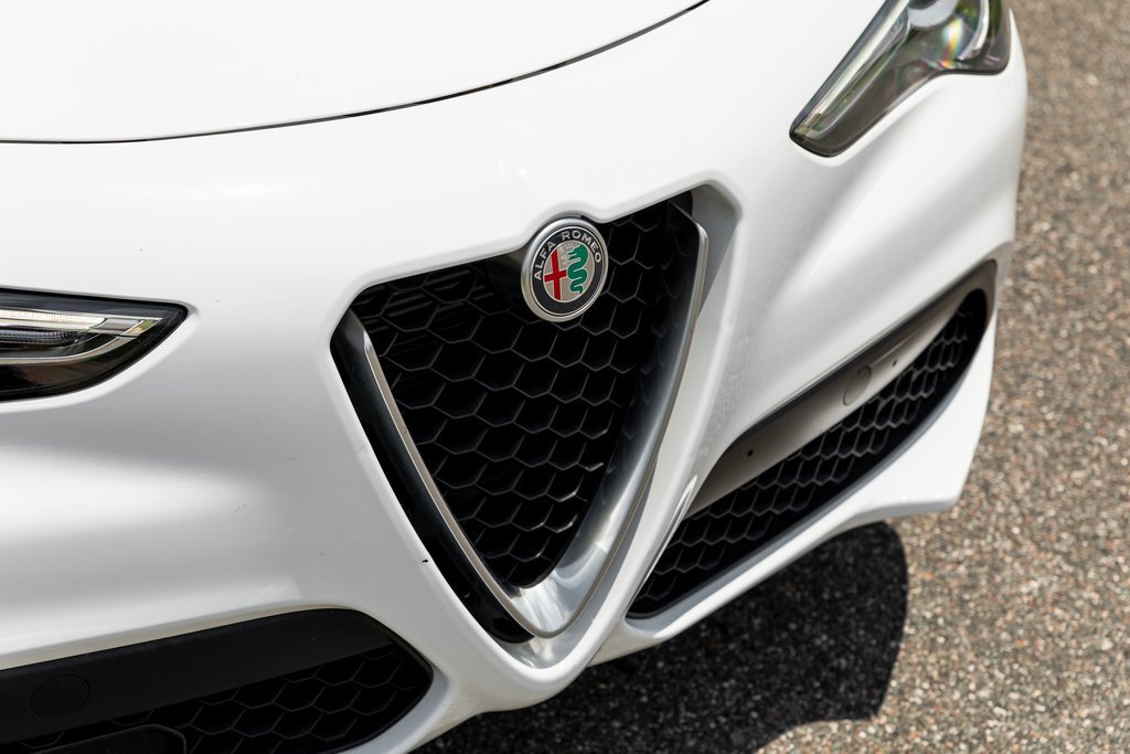 Used 2021 Alfa Romeo Stelvio Sprint image 15