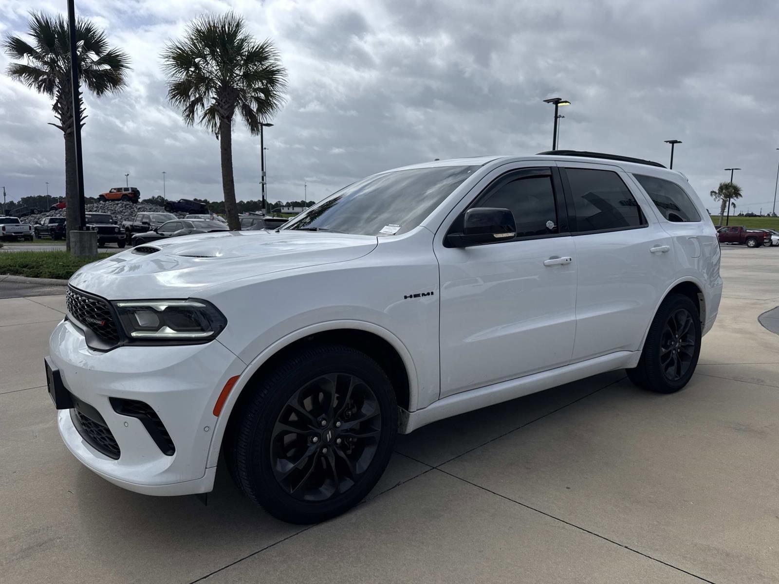 Used 2024 Dodge Durango R/T RWD image 3