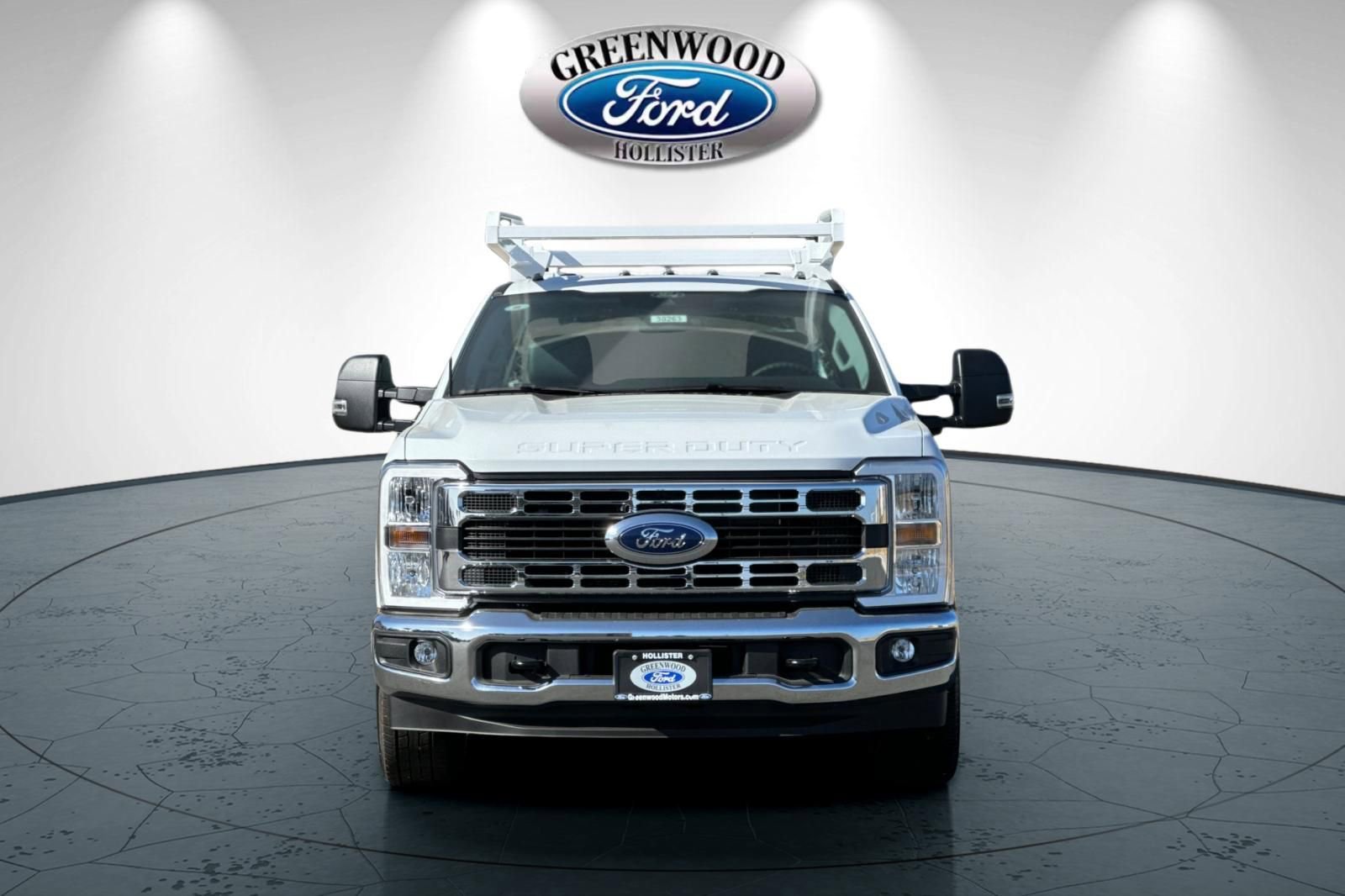 New 2025 Ford F350 XL w/ XL Chrome Package RWD image 9