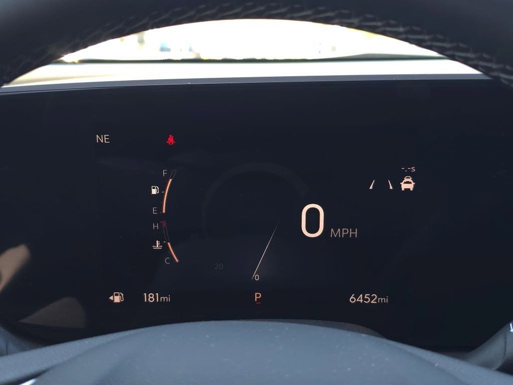 Used 2025 Buick Encore GX Sport Touring FWD image 17