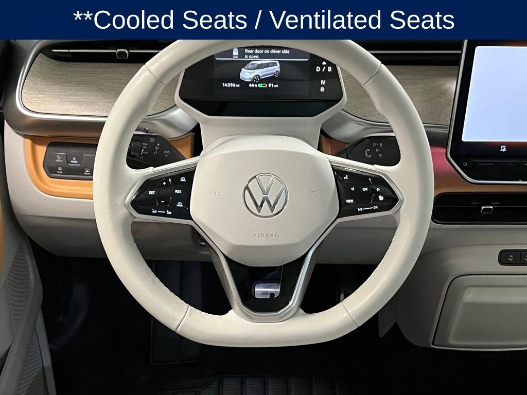 Used 2025 Volkswagen ID. Buzz 1st Edition image 9