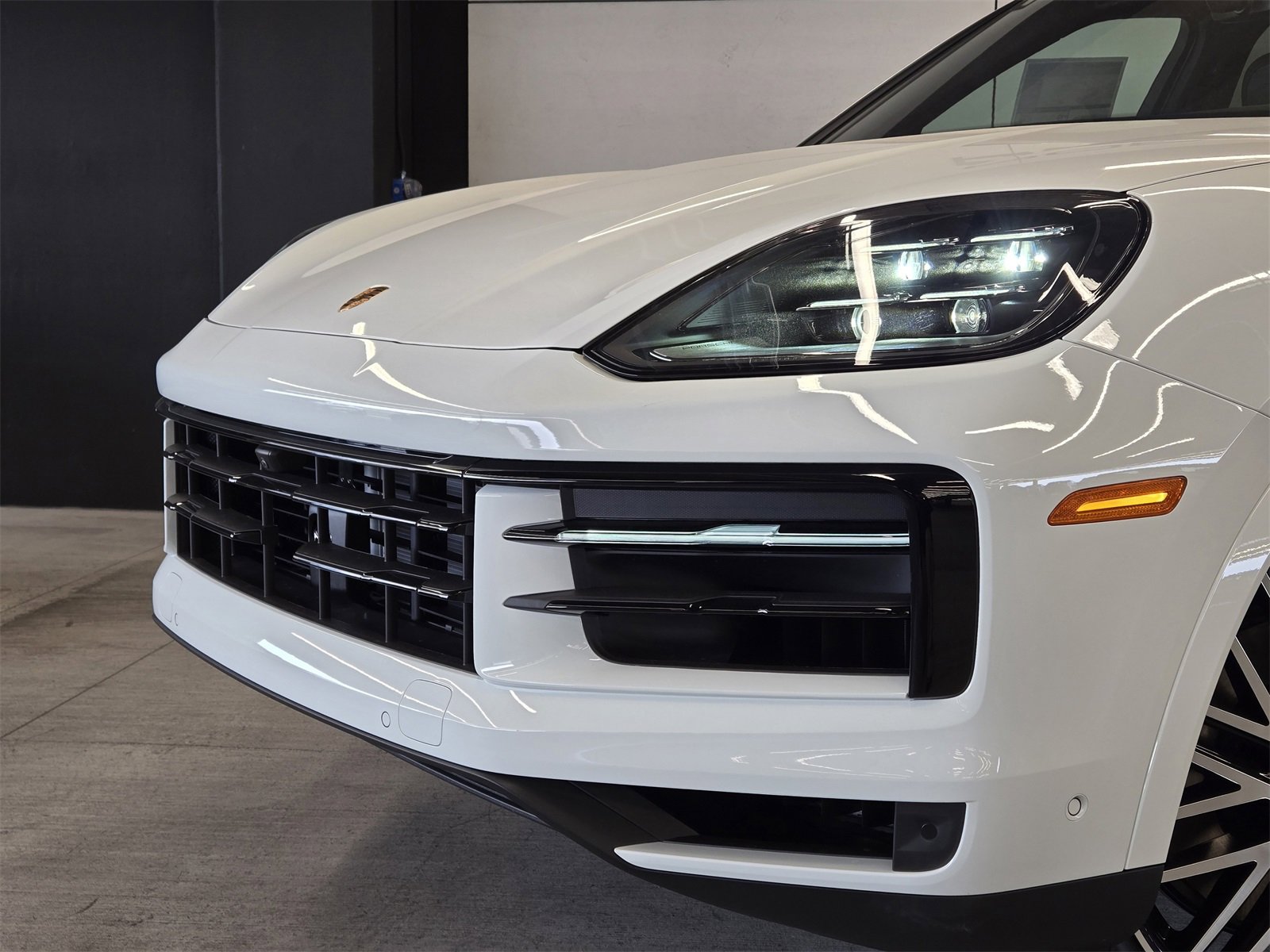 New 2025 Porsche Cayenne image 25