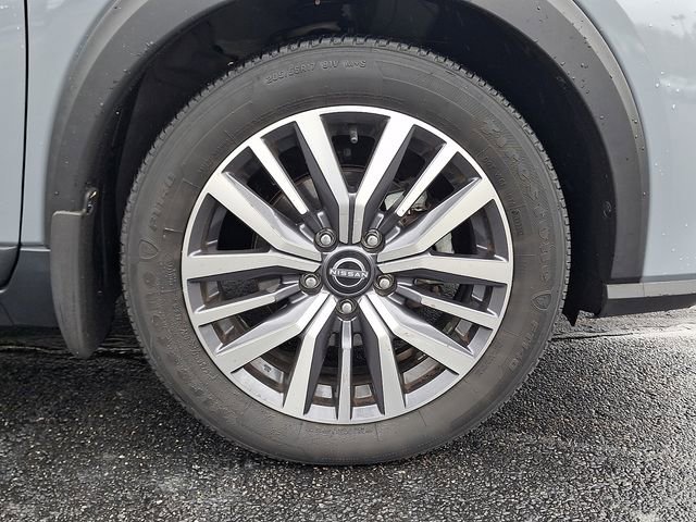 Used 2023 Nissan Kicks SV FWD image 9