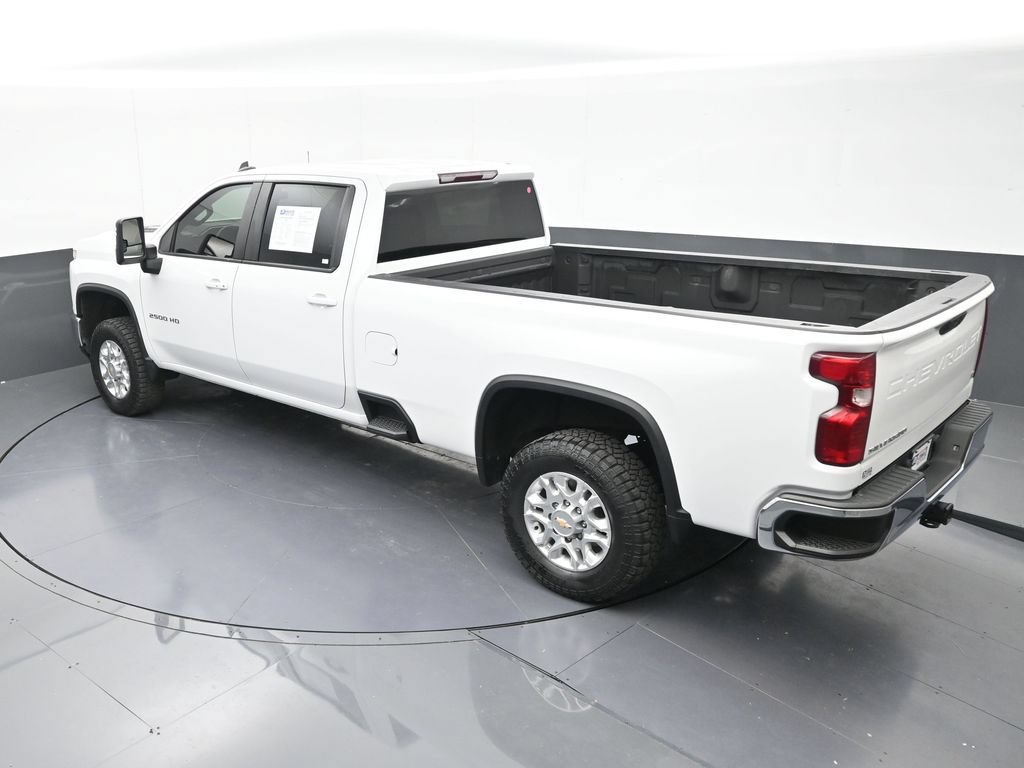 Used 2024 Chevrolet Silverado 2500 LT AWD/4WD image 47