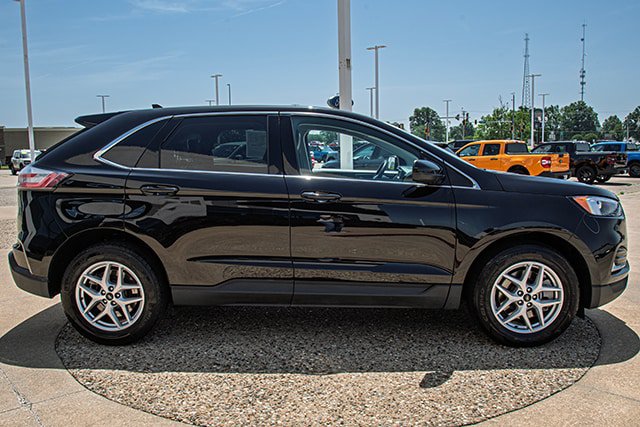 Used 2024 Ford Edge SEL AWD/4WD image 6