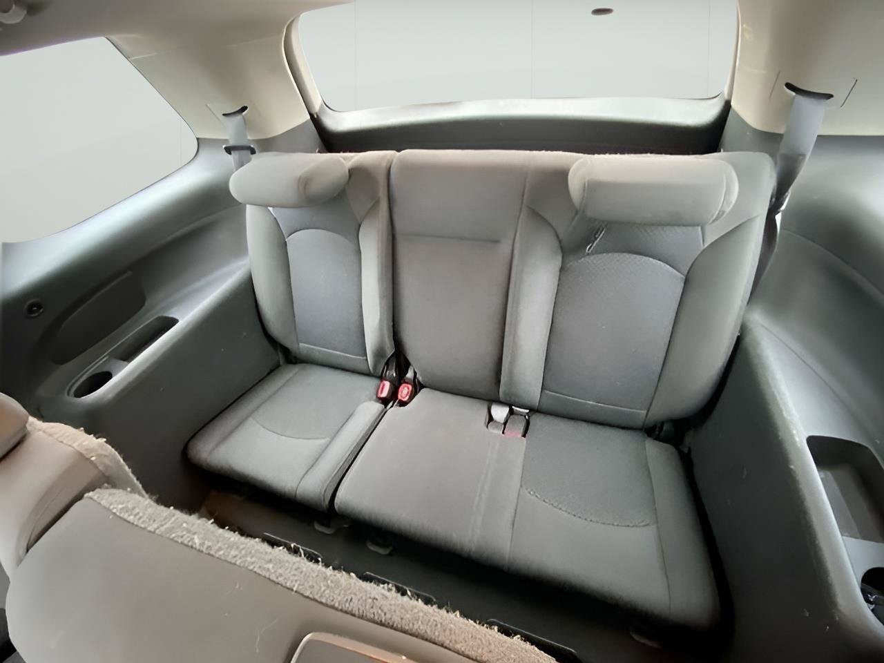 Used 2007 Saturn Outlook XE w/ Advanced Audio Pkg FWD image 34