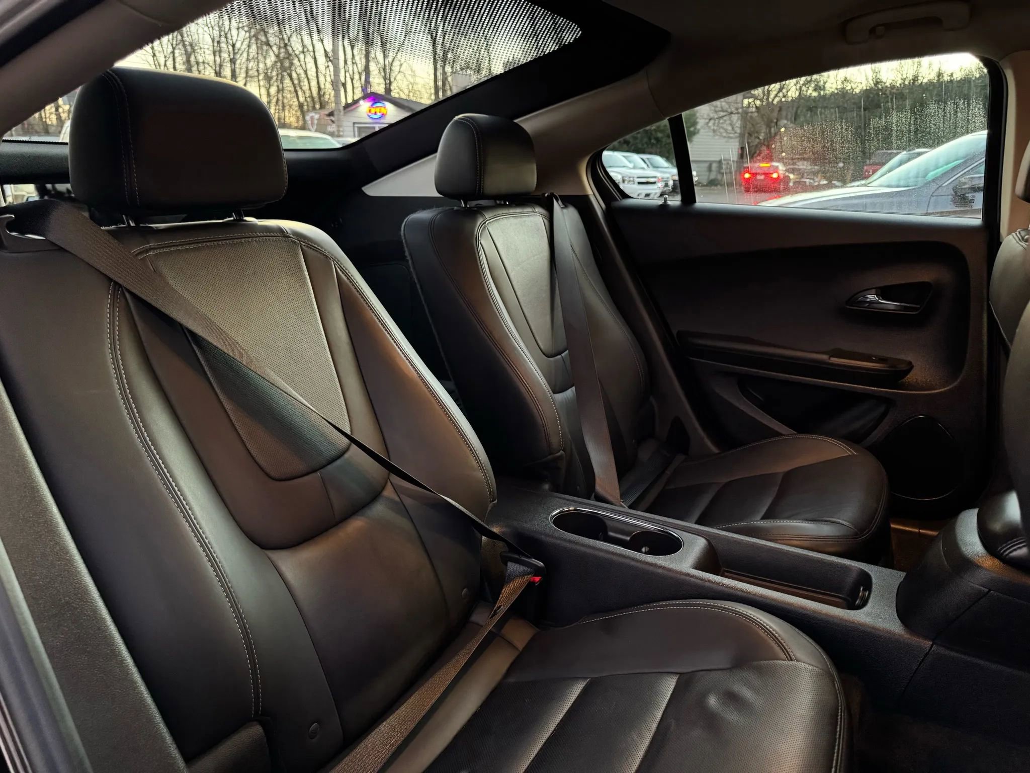 Used 2012 Chevrolet Volt Premium w/ Premium Trim Package image 22