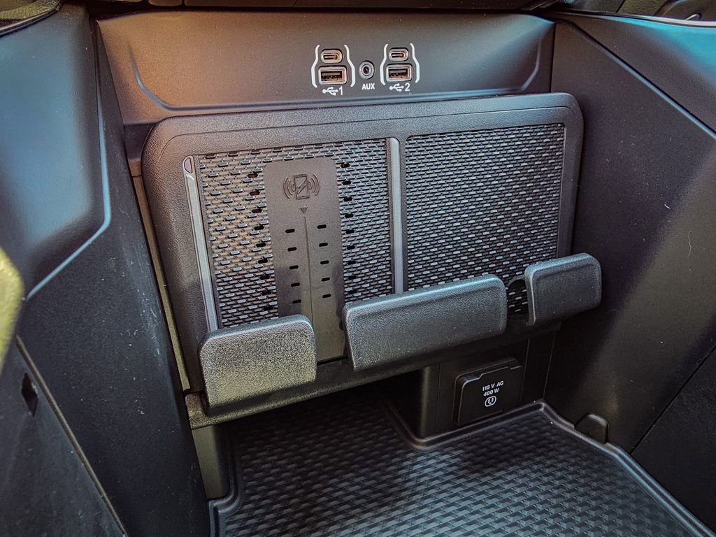 New 2026 RAM 1500 Laramie AWD/4WD image 31