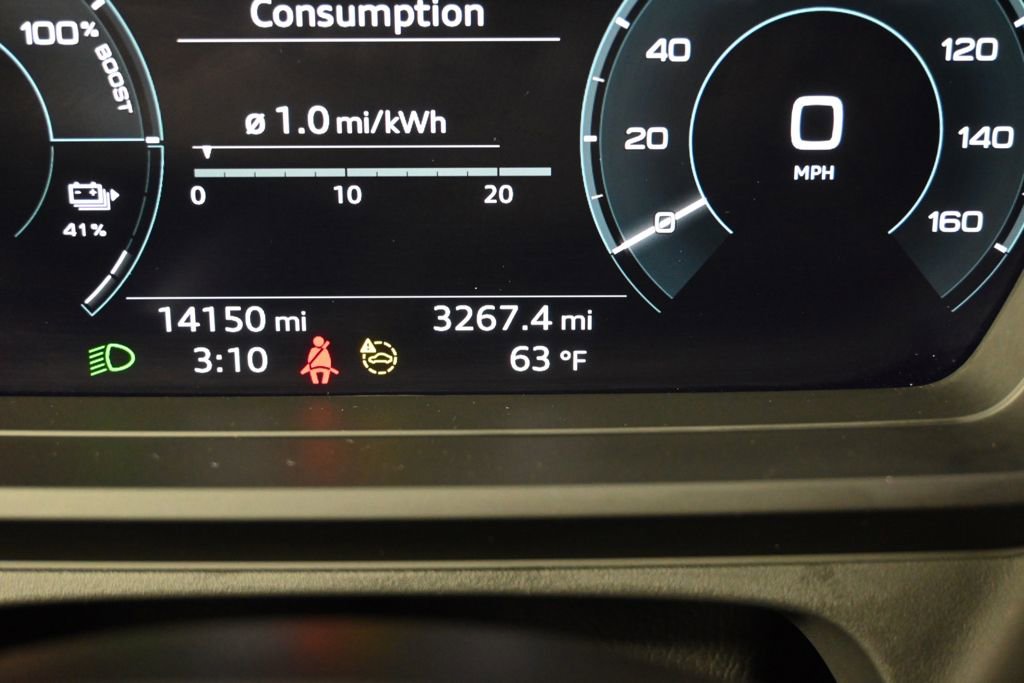 Used 2022 Audi Q4 e-tron Prestige image 26