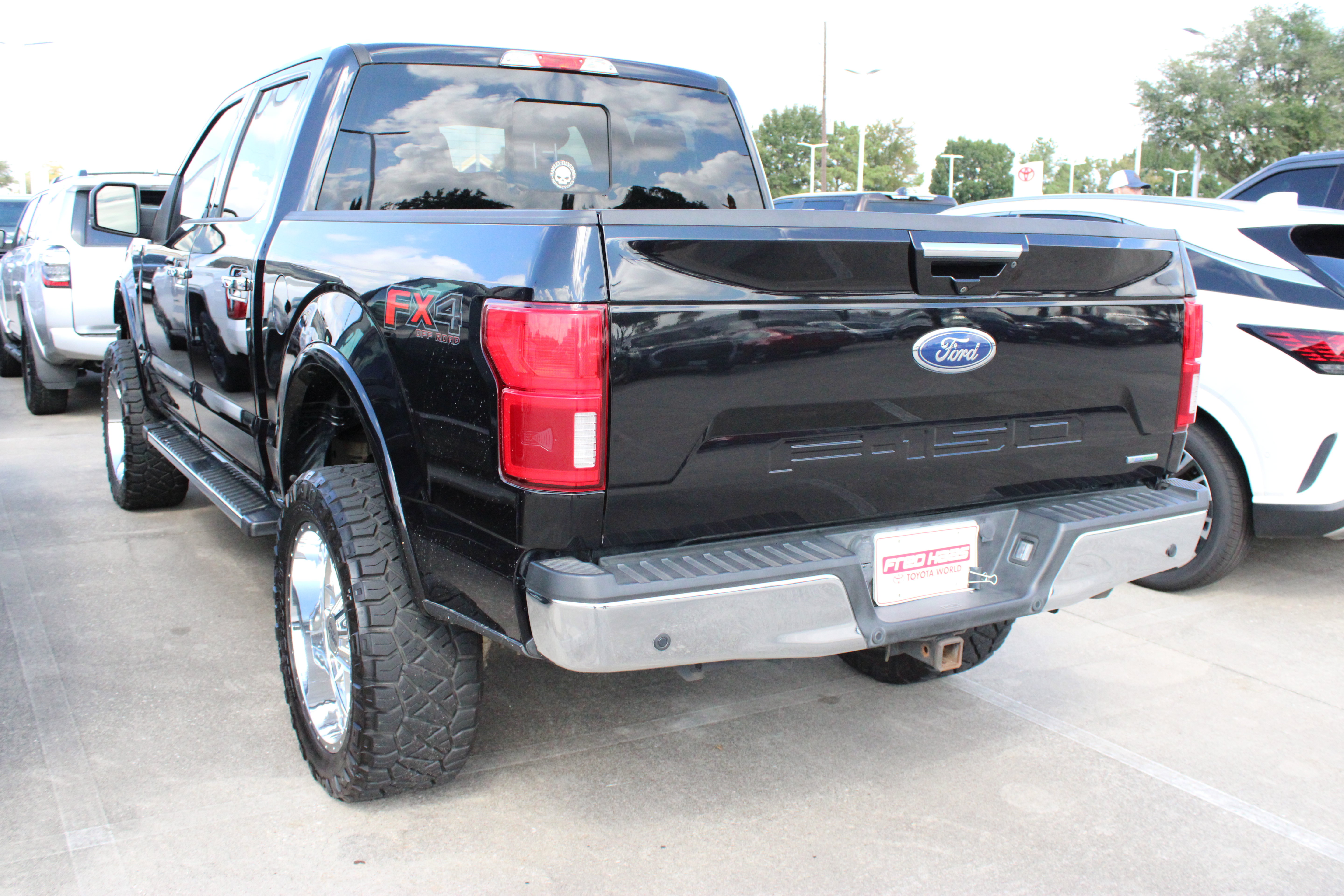 Used 2019 Ford F150 Lariat AWD/4WD image 6