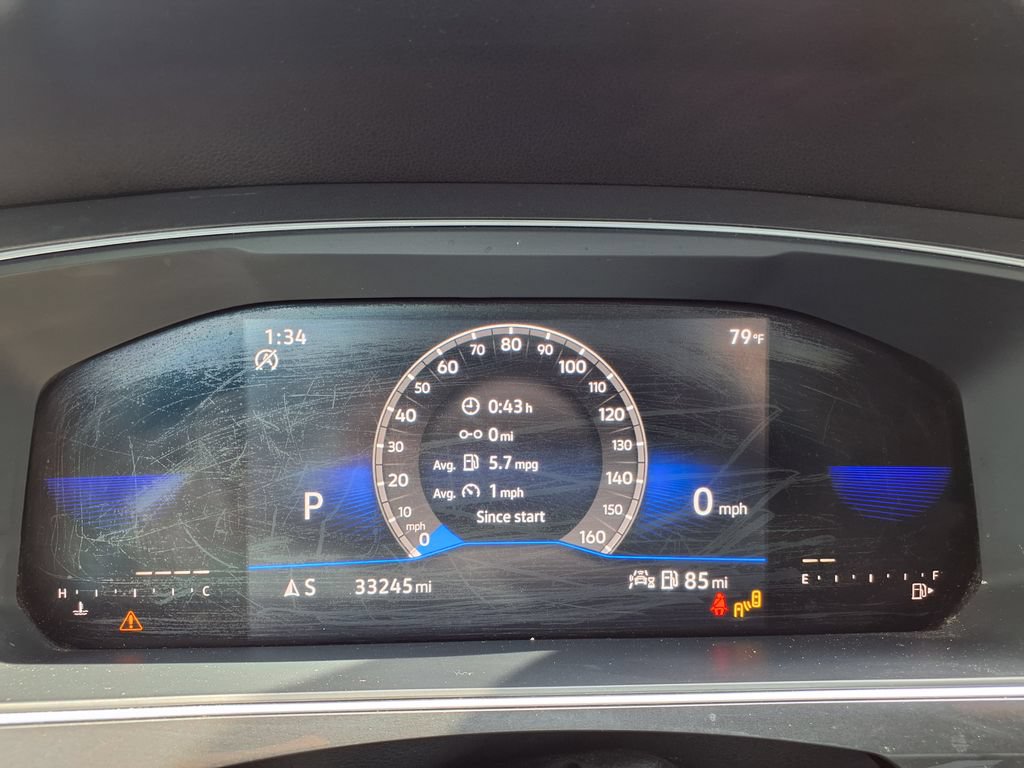 Used 2022 Volkswagen Tiguan SE w/ Panoramic Sunroof Package FWD image 33