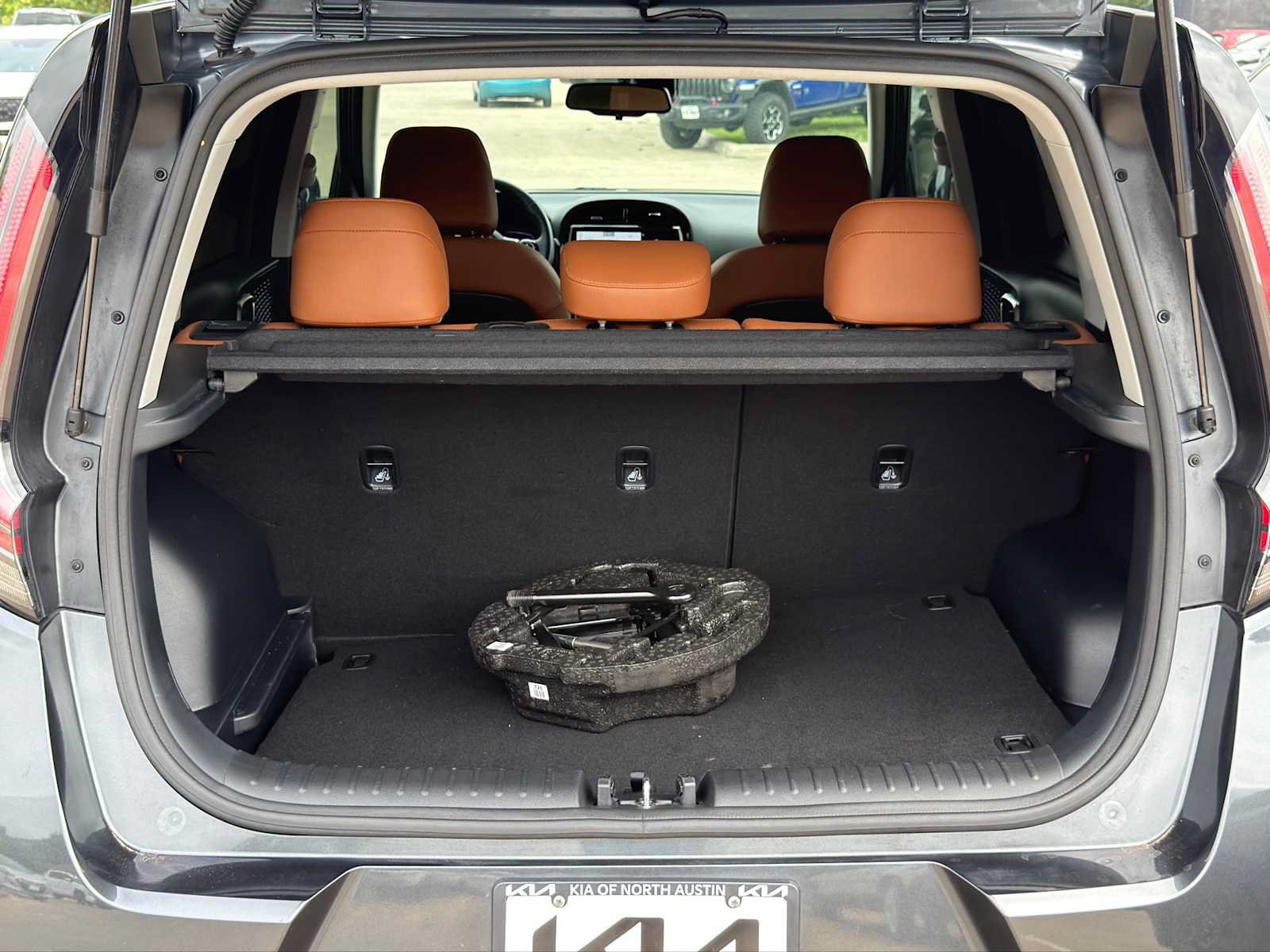 Certified 2024 Kia Soul EX w/ Option Group 015 FWD image 6