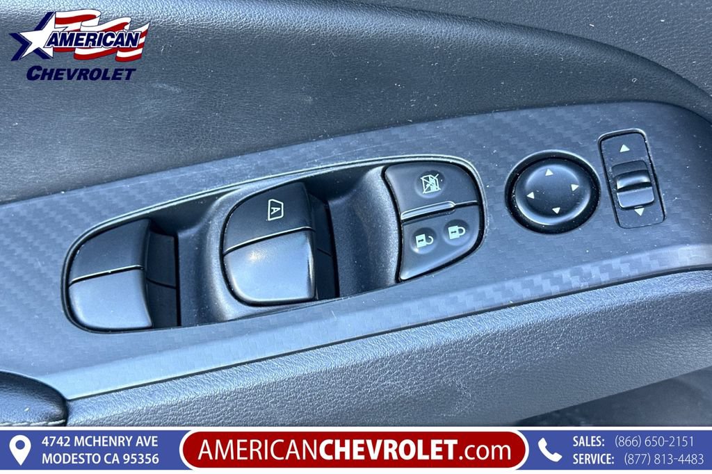 Used 2024 Nissan Altima 2.5 SV FWD image 12