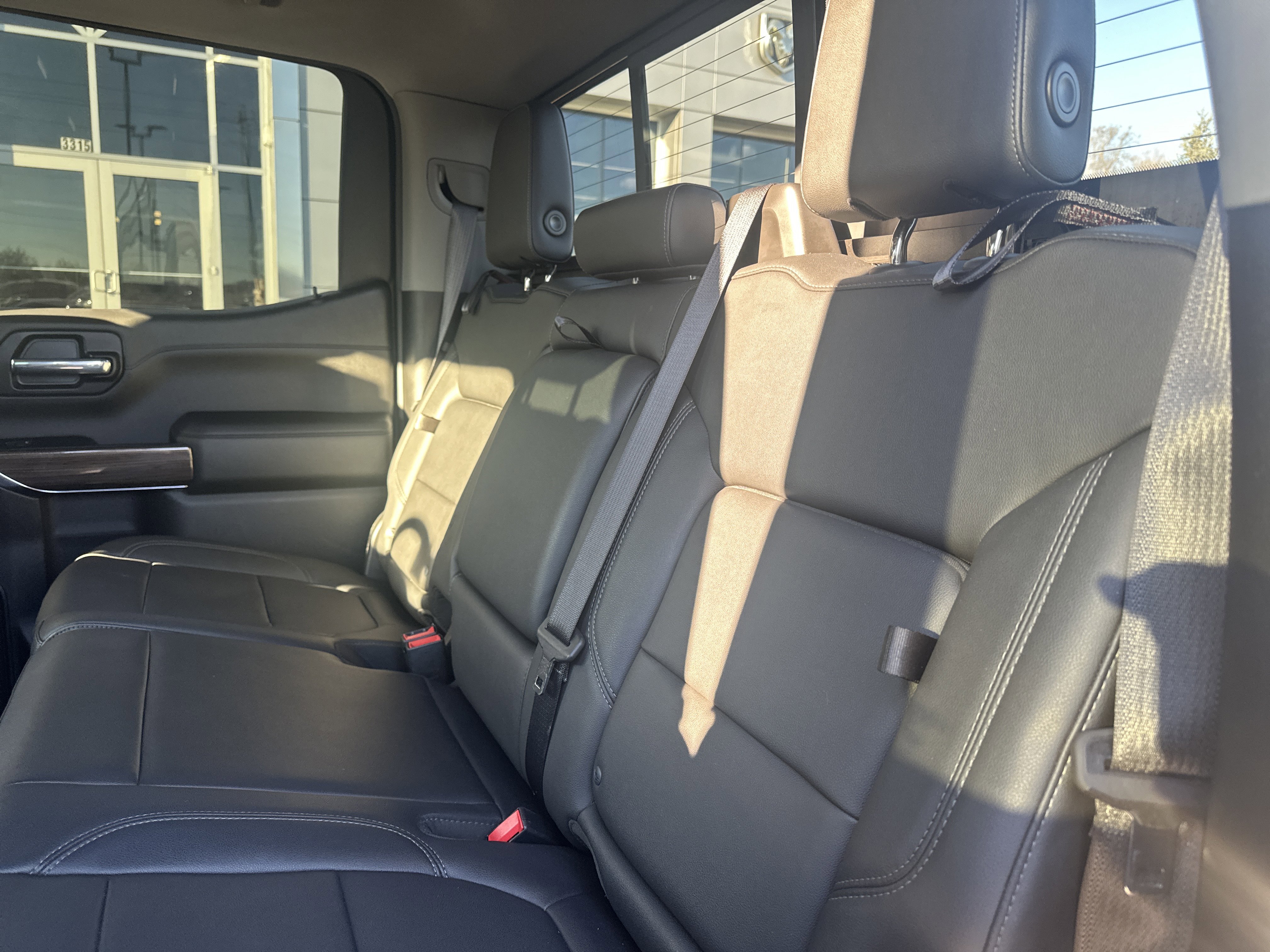 Used 2019 Chevrolet Silverado 1500 LT w/ All-Star Edition image 21