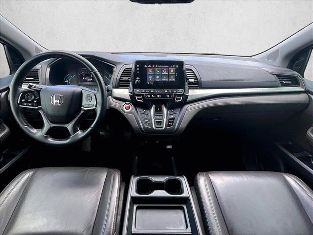 Used 2018 Honda Odyssey Touring image 15