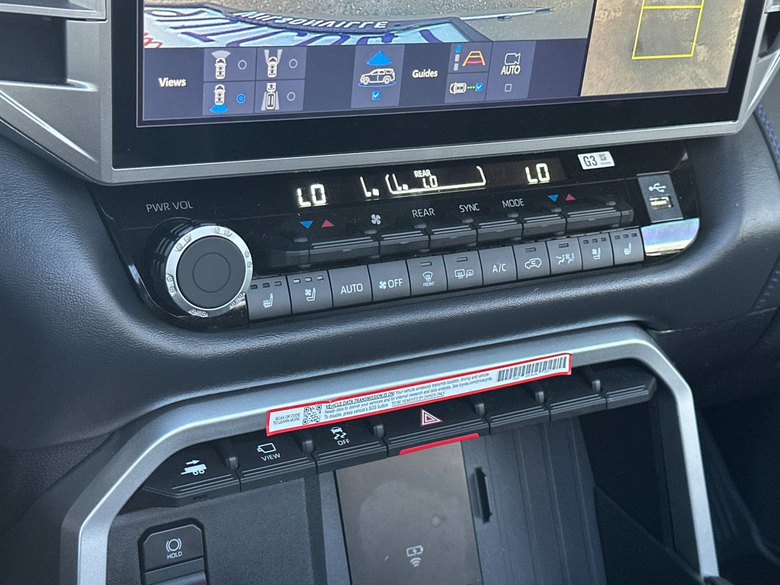 Used 2025 Toyota Sequoia Platinum AWD/4WD image 20