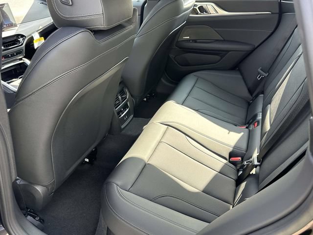 New 2026 BMW 430i xDrive w/ M Sport Package AWD/4WD image 8