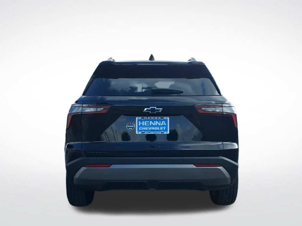 New 2027 Chevrolet Equinox LT w/ Convenience Package II FWD image 4