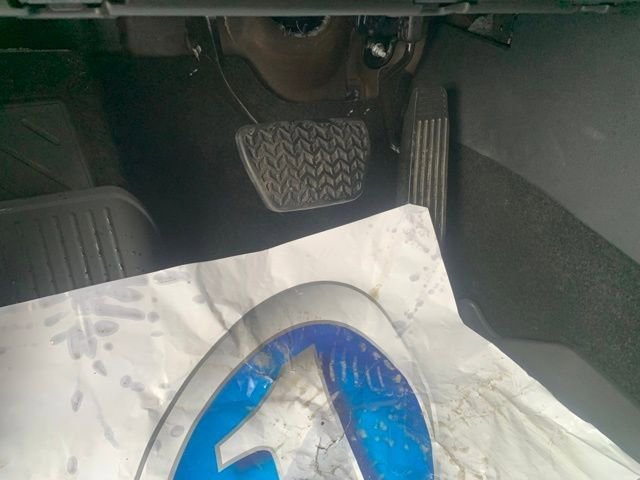 Used 2025 Toyota RAV4 XLE image 16